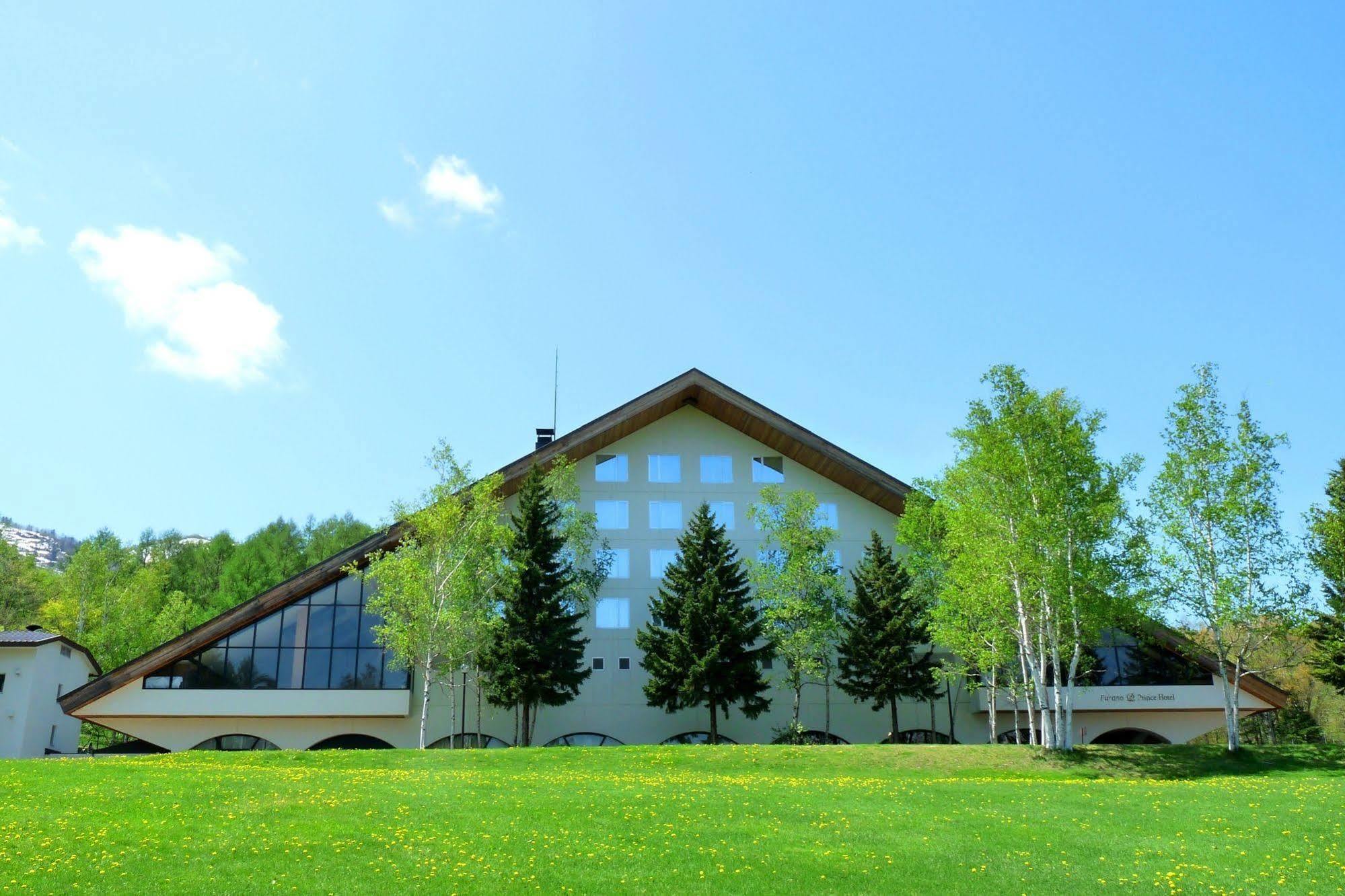 Furano Prince Hotel Exteriör bild